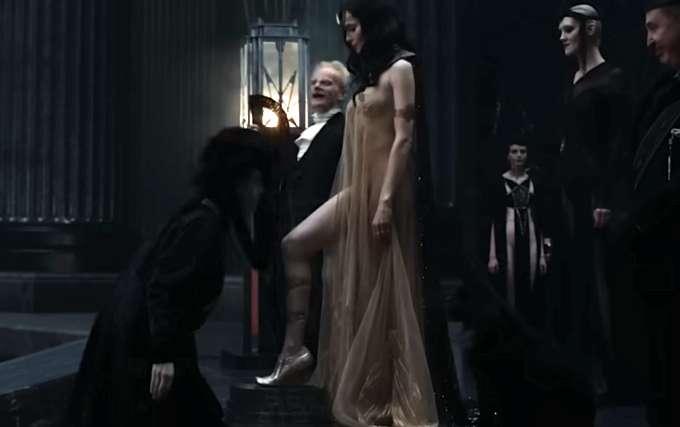 Снигирь о съемках голышом в «Мастере и Маргарите»: «Неловкий момент, когда они делают вид, что все в порядке, и пытаются общаться, глядя тебе исключительно в глаза»