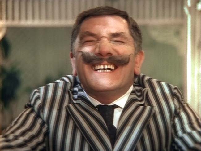 Армен Джигарханян в фильме «Здравствуйте, я ваша тетя!»