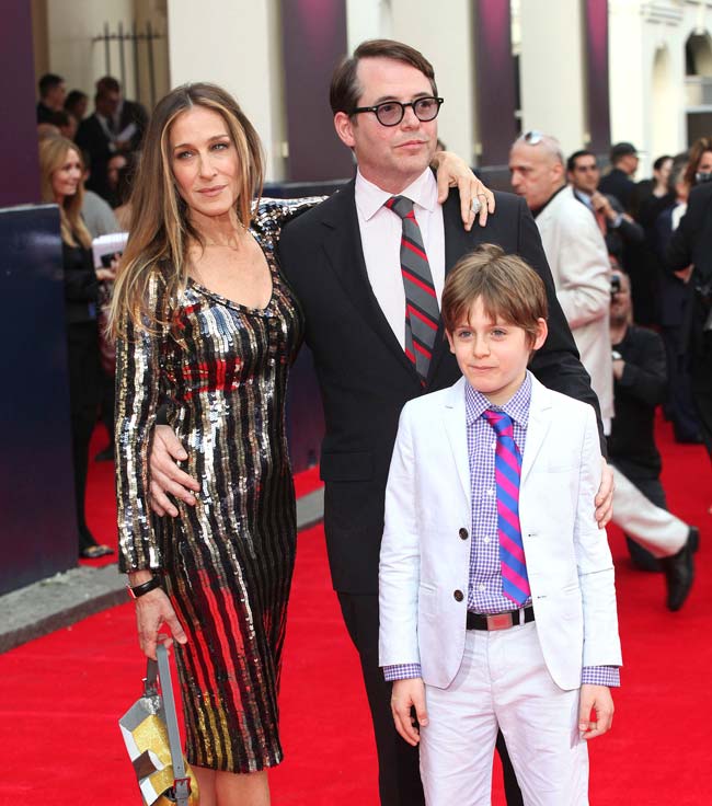 Сара-Джессика Паркер с мужем Мэттью Бродериком и сыном Джеймсом