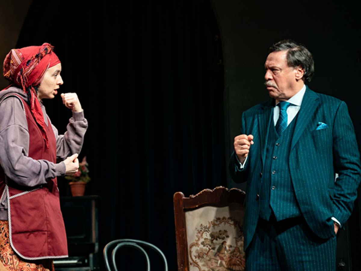 Сцена из спектакля «Неформат»