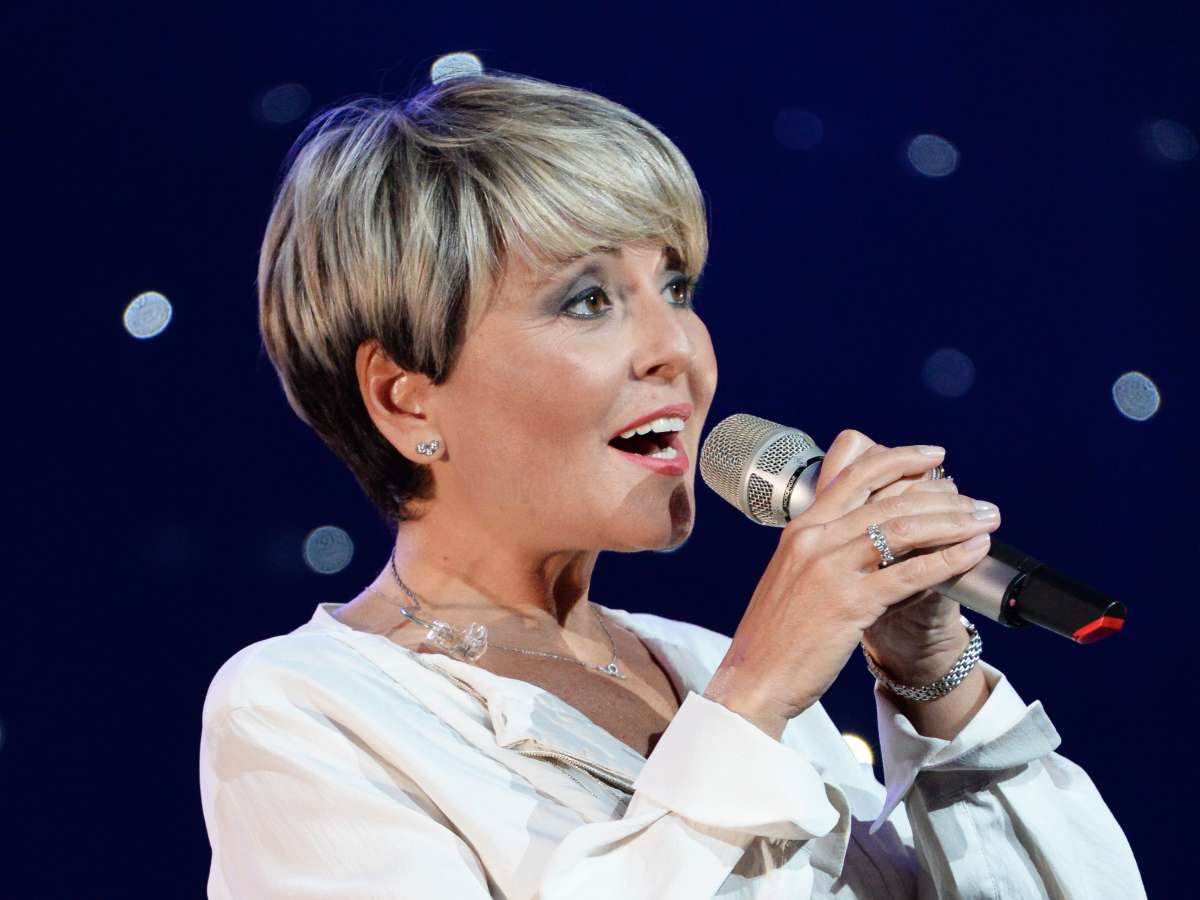 Варум опозорилась на концерте у Агутина