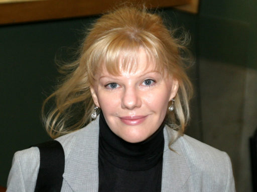 Александра Захарова