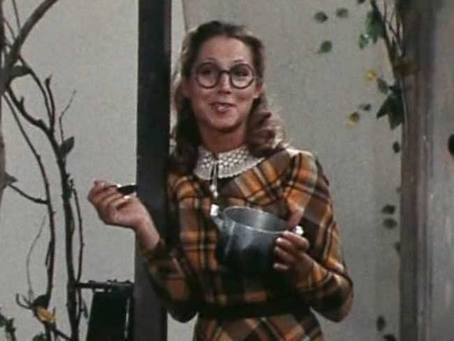 Людмила Зорина в фильме «Парень из нашего города»