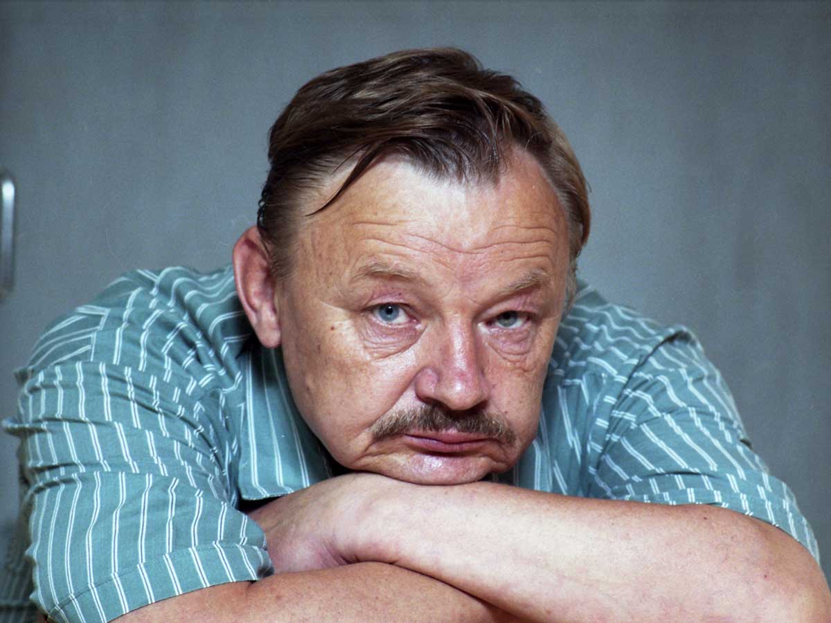 «Он справлялся с душевной болью известным способом»: дни Михаила Кононова сократили поздняя любовь и выпивка