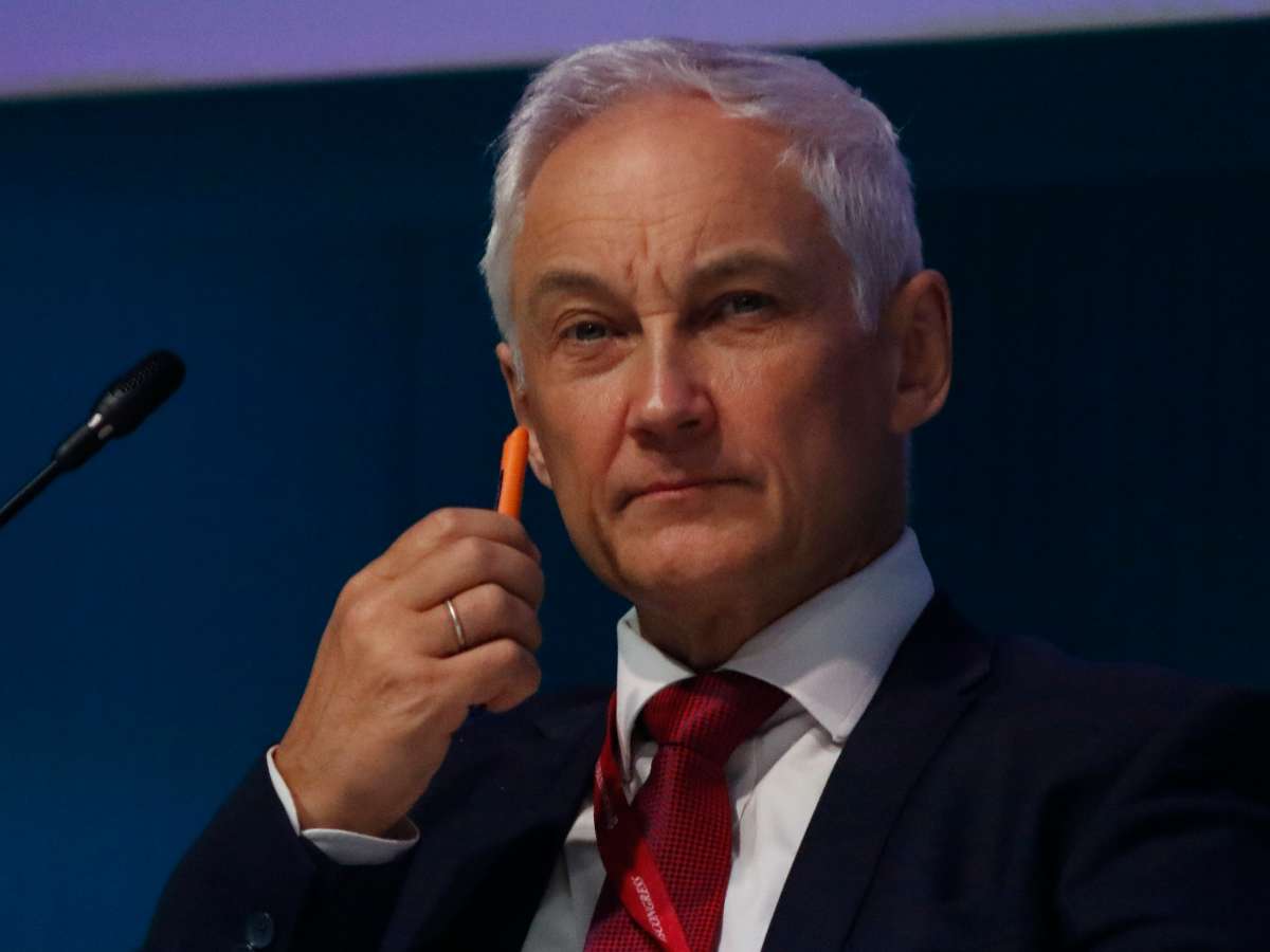 Что известно о Белоусове. Новый гражданский министр обороны