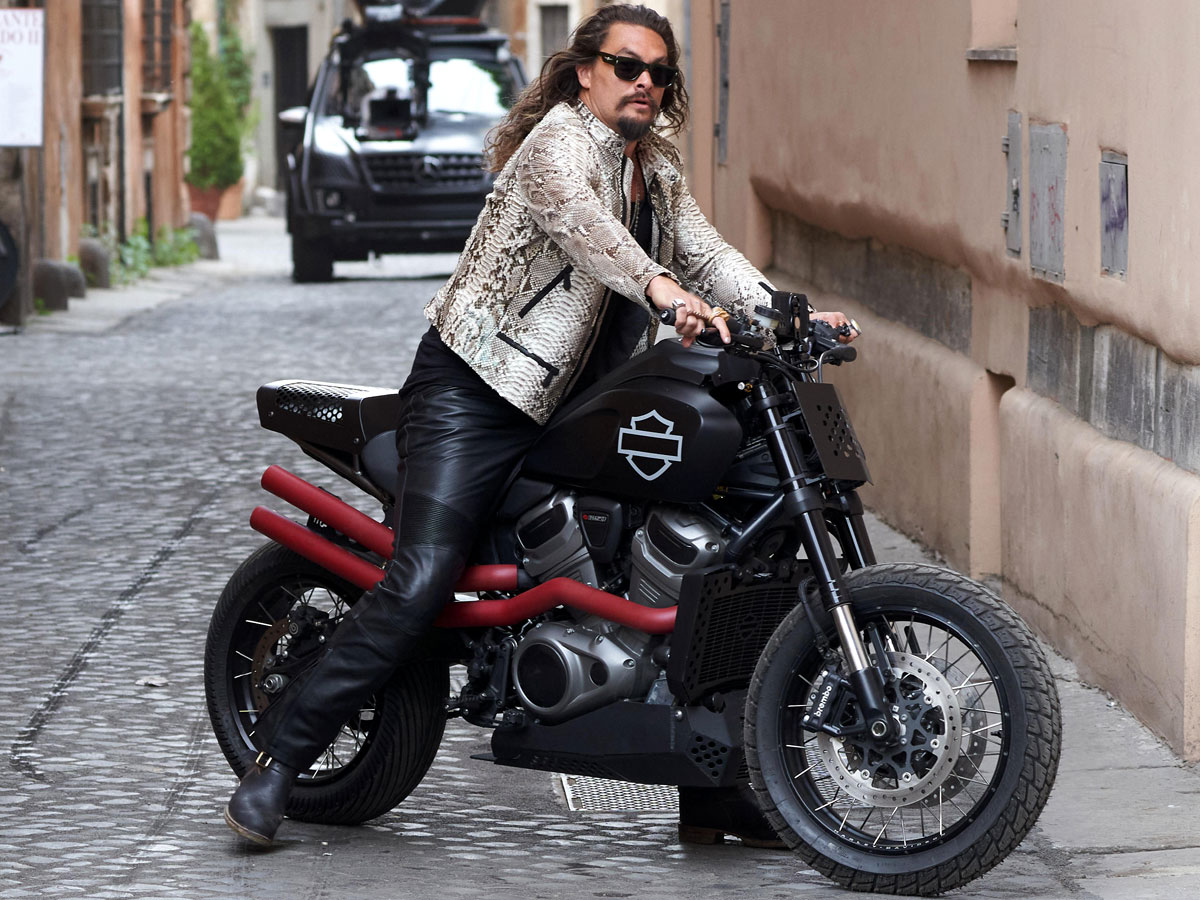 Джейсон Момоа