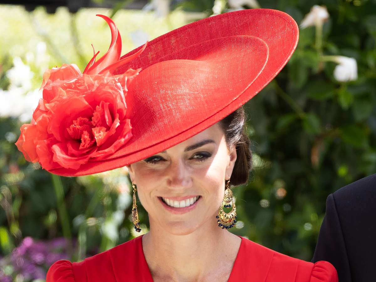 «Мы все поддерживаем друг друга»: родственница Кейт Миддлтон рассказала о происходящем в королевской семье