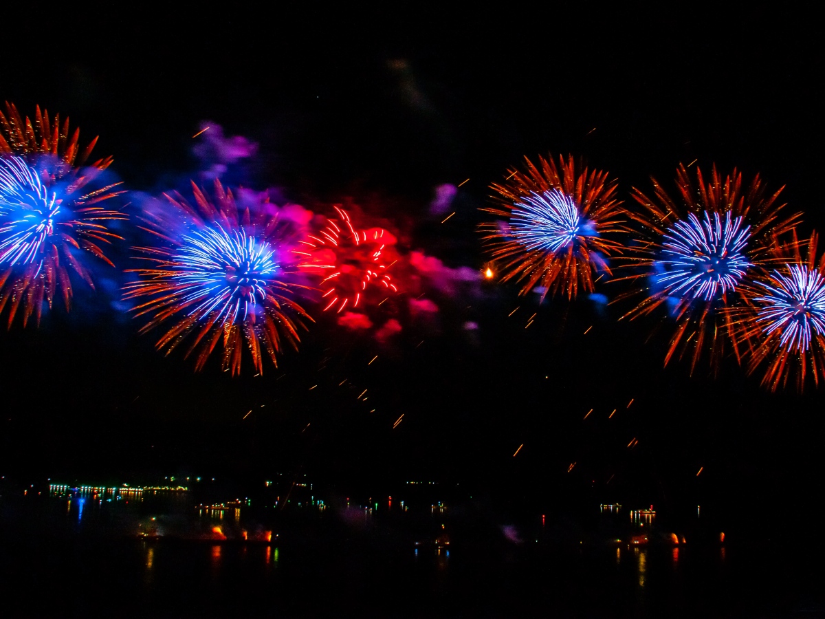В каких российских городах не будет парада и салюта на 9 Мая