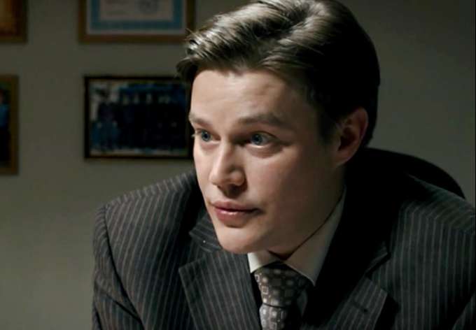 Звезда сериалов «Тайны следствия» и «Улицы разбитых фонарей» Александр Майоров попал под машину: актер якобы был пьян