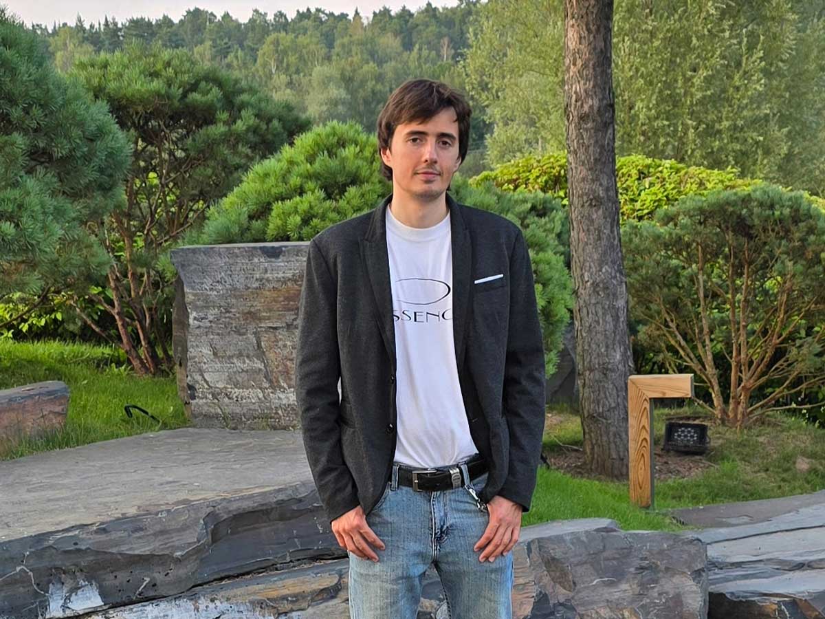 Богдан Михайлов