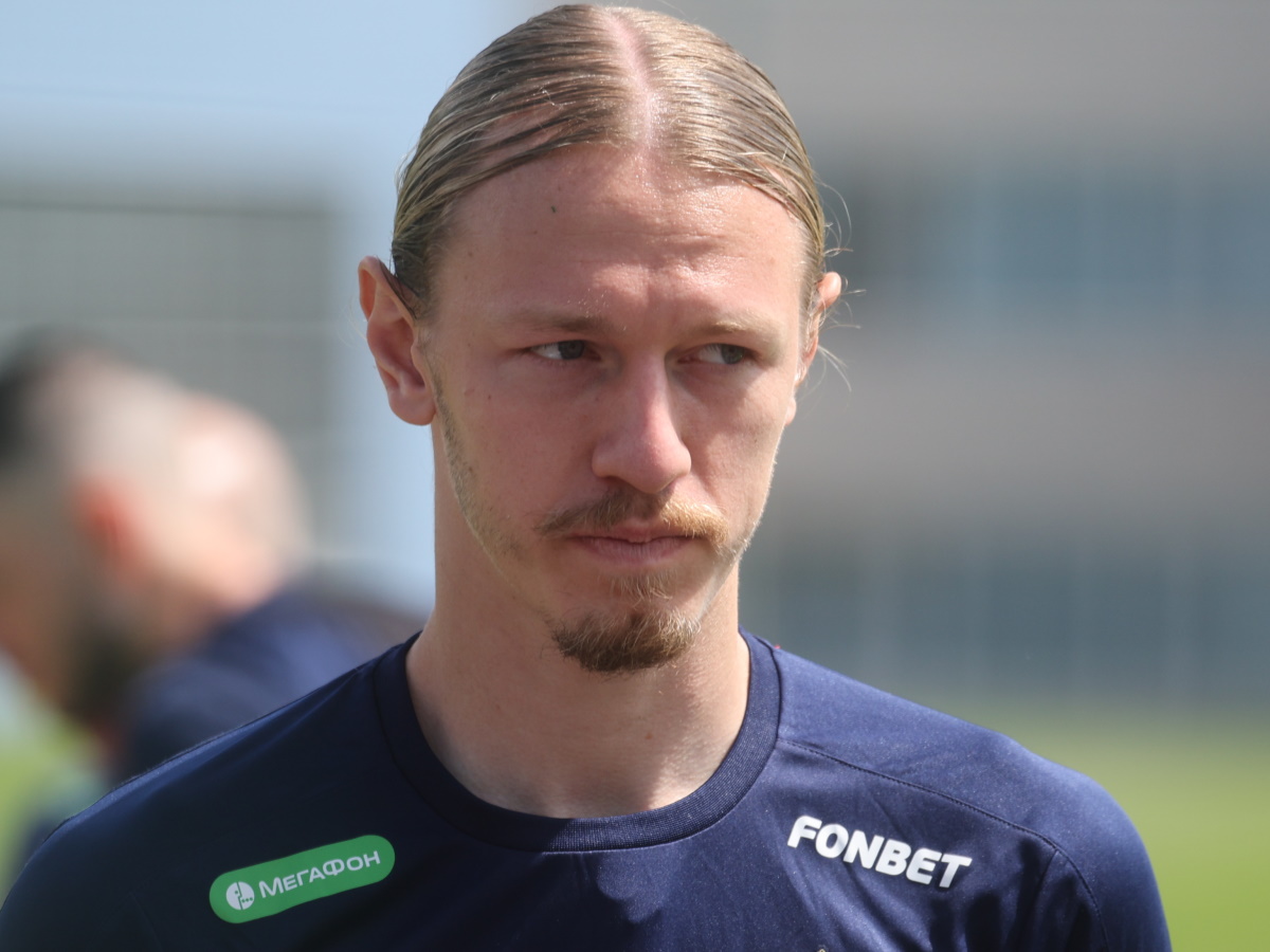 Матвей Сафонов