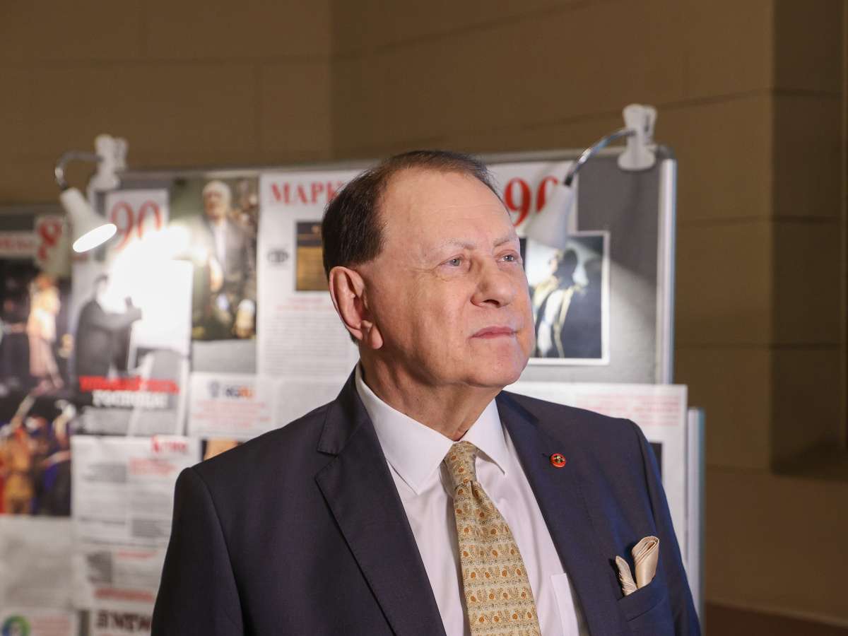 Марк Варшавер лишился должности после истории со скандальным увольнением Певцова из «Ленкома»