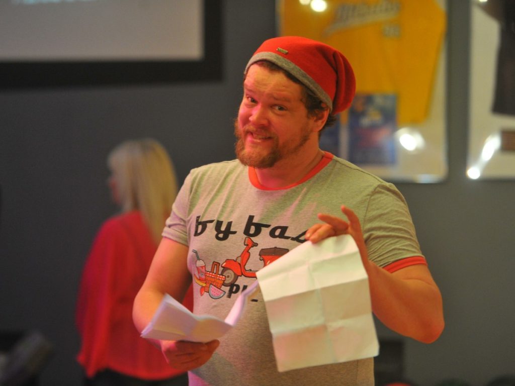 Приехал в «дикую» Россию с винтовкой, а в итоге нашел любовь: как сложилась жизнь звезды «Особенностей национальной охоты» Вилле Хаапасало