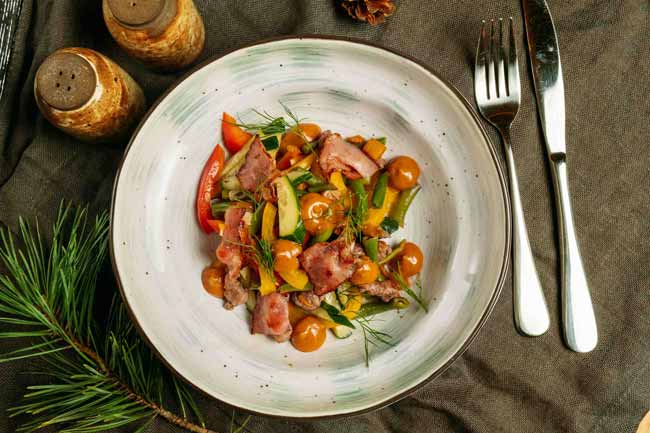 На берегу Волги открылся уникальный энерго-отель «Ново-Окатово»