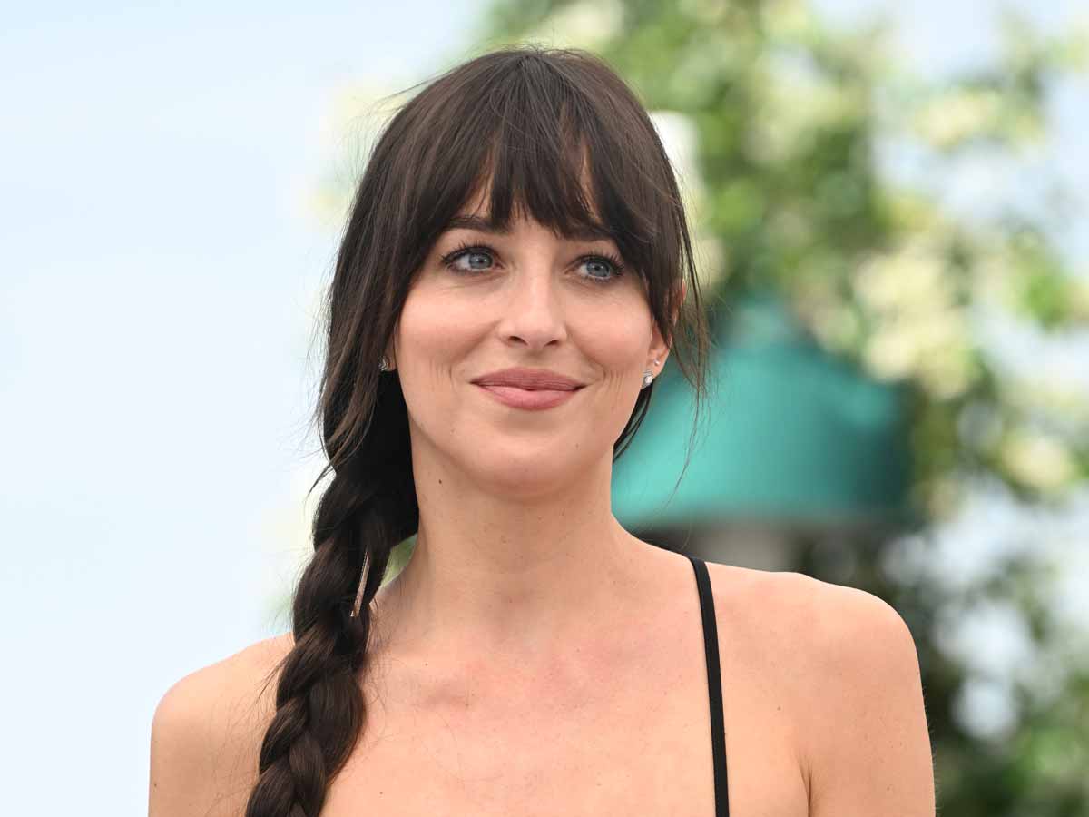 Дакота Джонсон выбирает жениха в новом трейлере фильма Материалистка