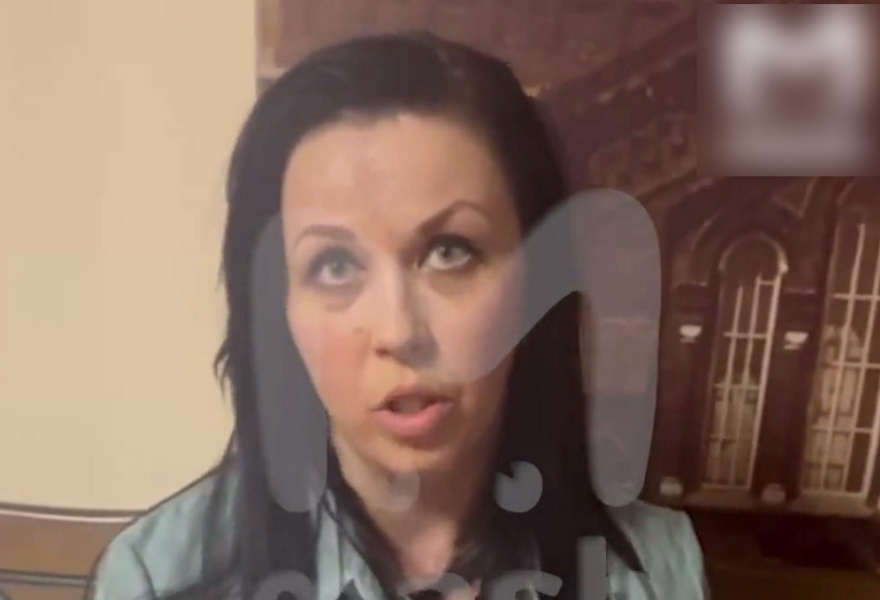 Изображала фанатку, метила в сына артистки: что известно о нападении на Надежду Кадышеву