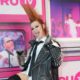 Рокерша Юля Савичева и Клава Кока в ожерелье из проводов