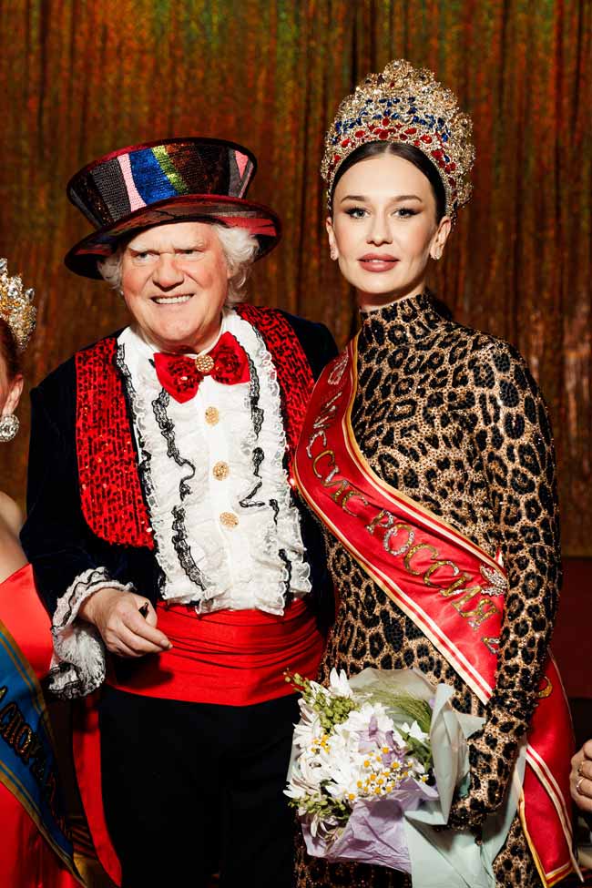 1 июня в честь дня защиты детей в театре «Эстрады» прошел бенефис Юрия Куклачева