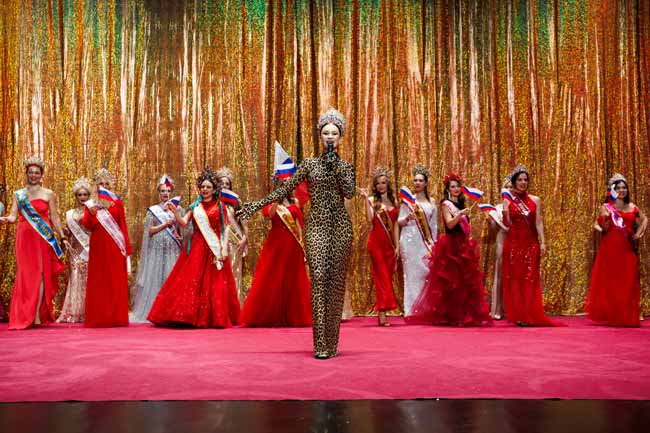 1 июня в честь дня защиты детей в театре «Эстрады» прошел бенефис Юрия Куклачева