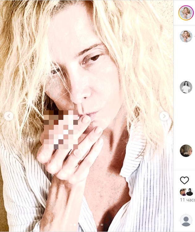 «Бабка бабкой!» Честное фото курящей Юлии Высоцкой шокировало