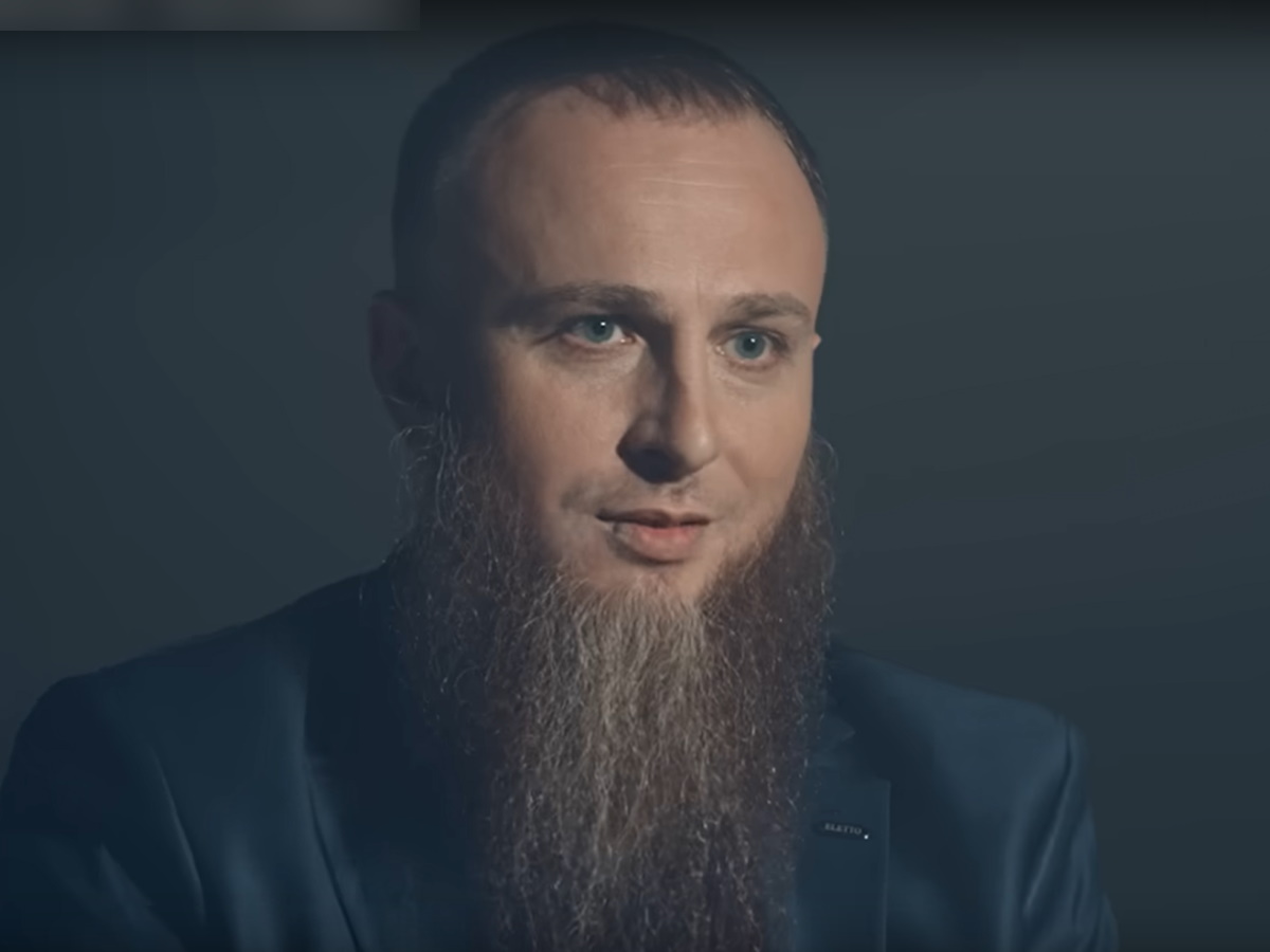 Иван Сухов «Что происходит изнасилование детей, я не знала»: бывшая супруга многоженца Сухова прервала молчание