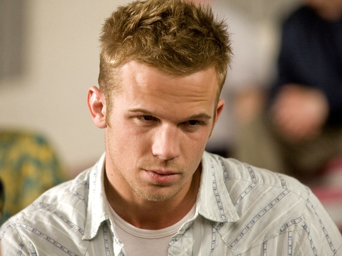 Кэм Жиганде