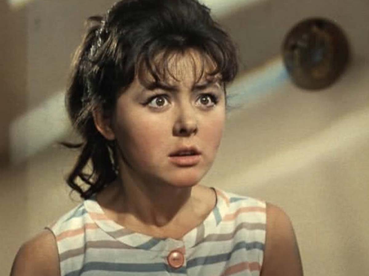 «Знала наизусть, а теперь «Евгения Онегина» заново учу»: как живет ставшая затворницей Наталья Селезнева