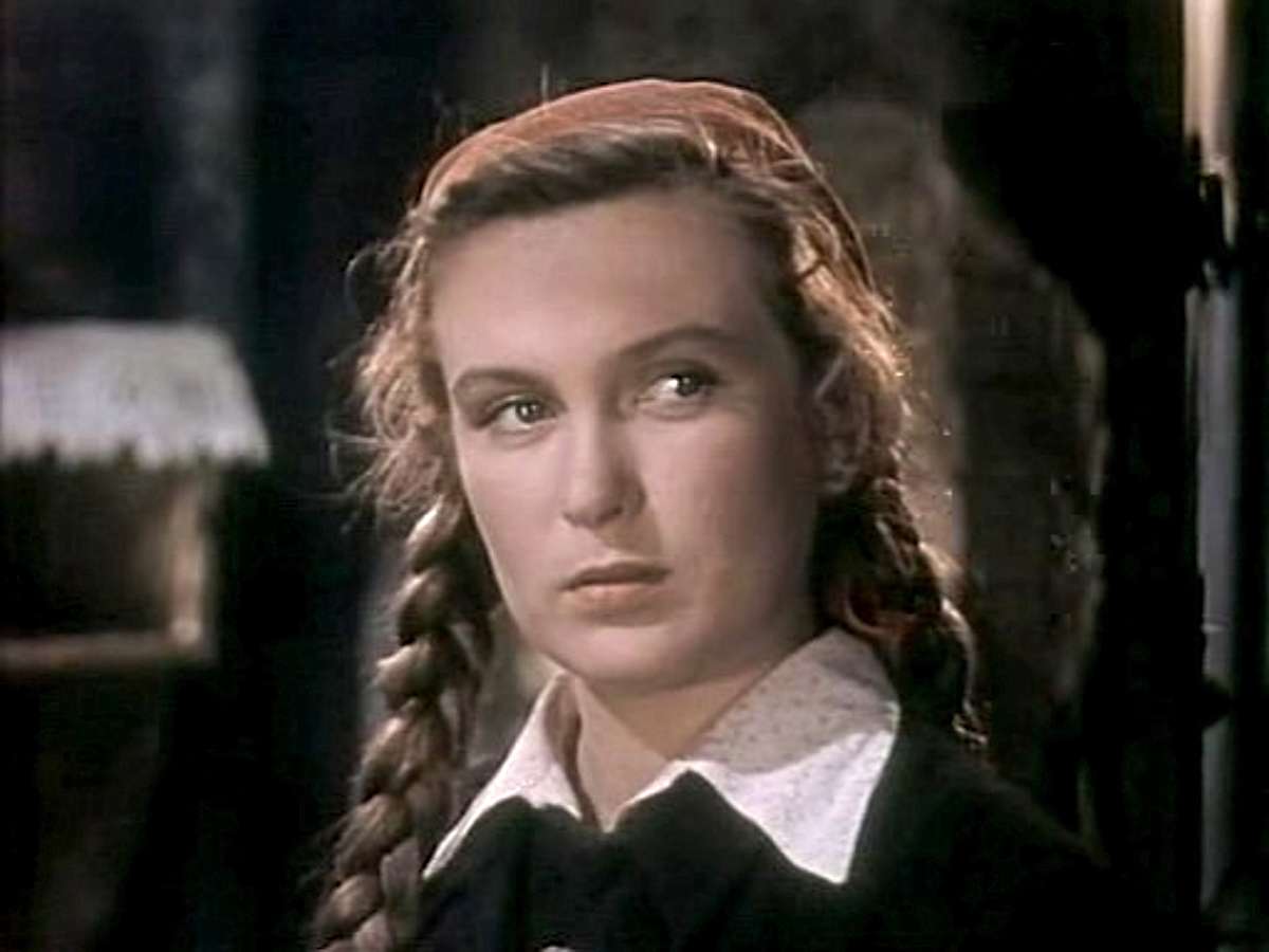 Ее портрет печатали в New York Magazine, а она умерла в нищете и одиночестве: трагедия жизни советской красавицы Изольды Извицкой