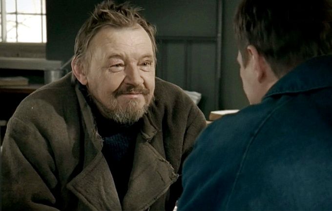 «Ее серое вещество покрылось «зеленью» - долларами»: какой драмой обернулось увлечение немолодого Кононова 18-летней девушкой