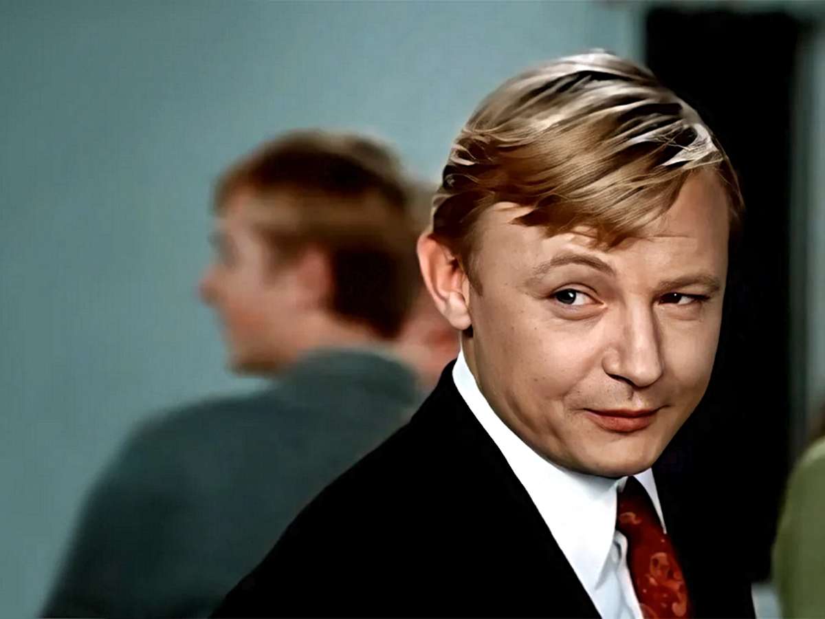 «Ее серое вещество покрылось «зеленью» - долларами»: какой драмой обернулось увлечение немолодого Кононова18-летней девушкой