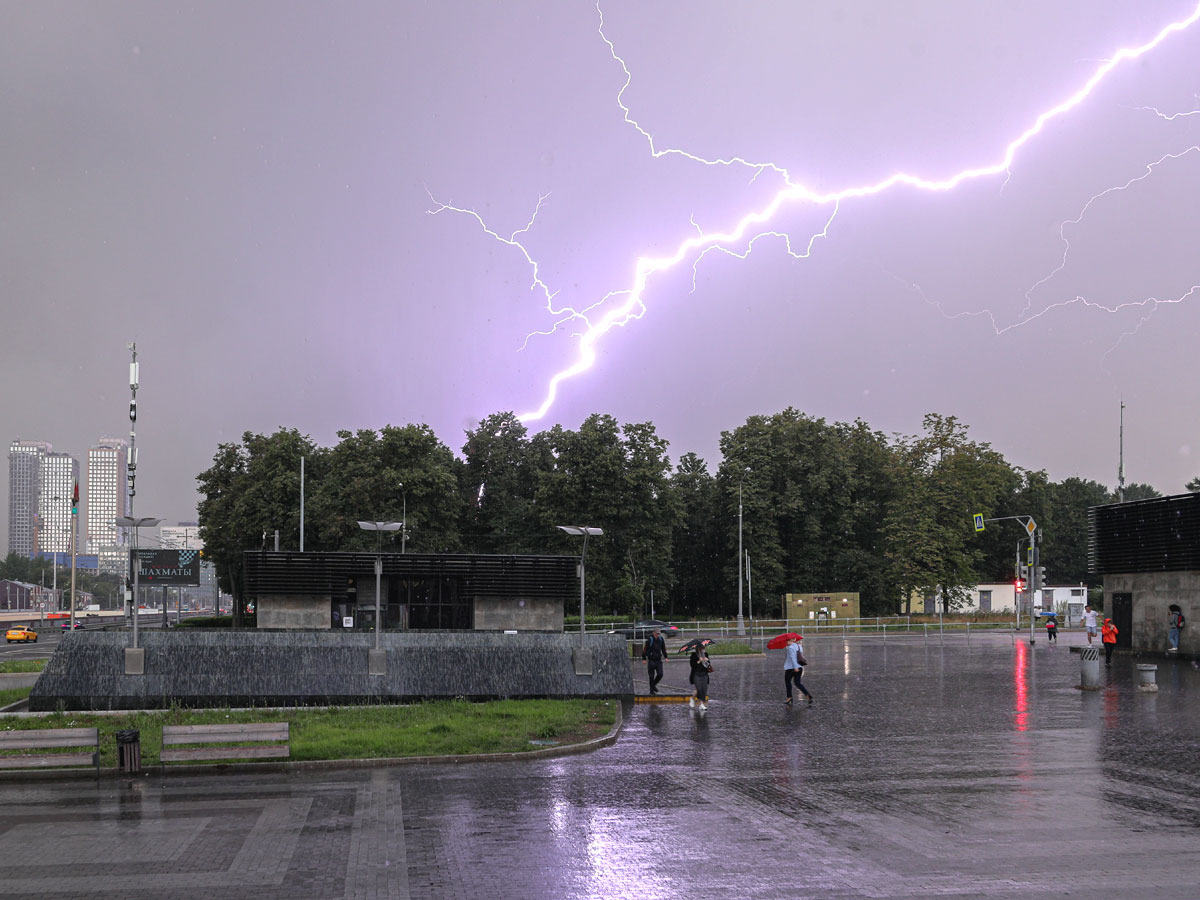 Гроза в Москве