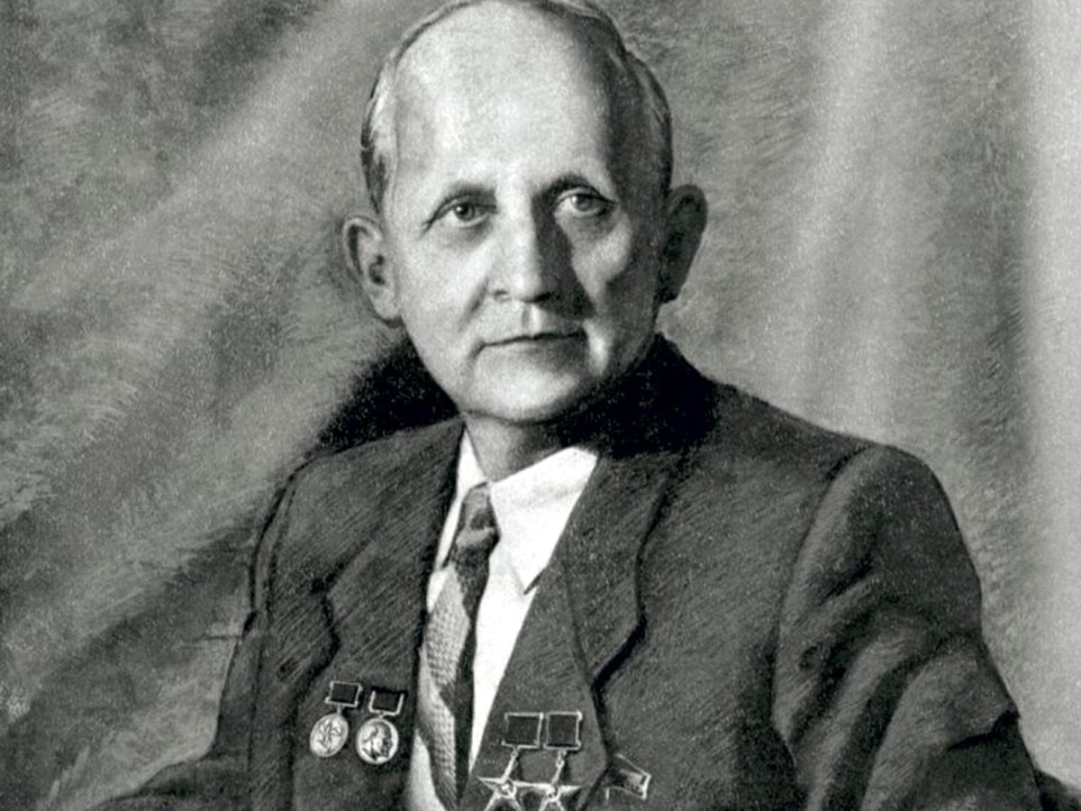 Павел Сухой