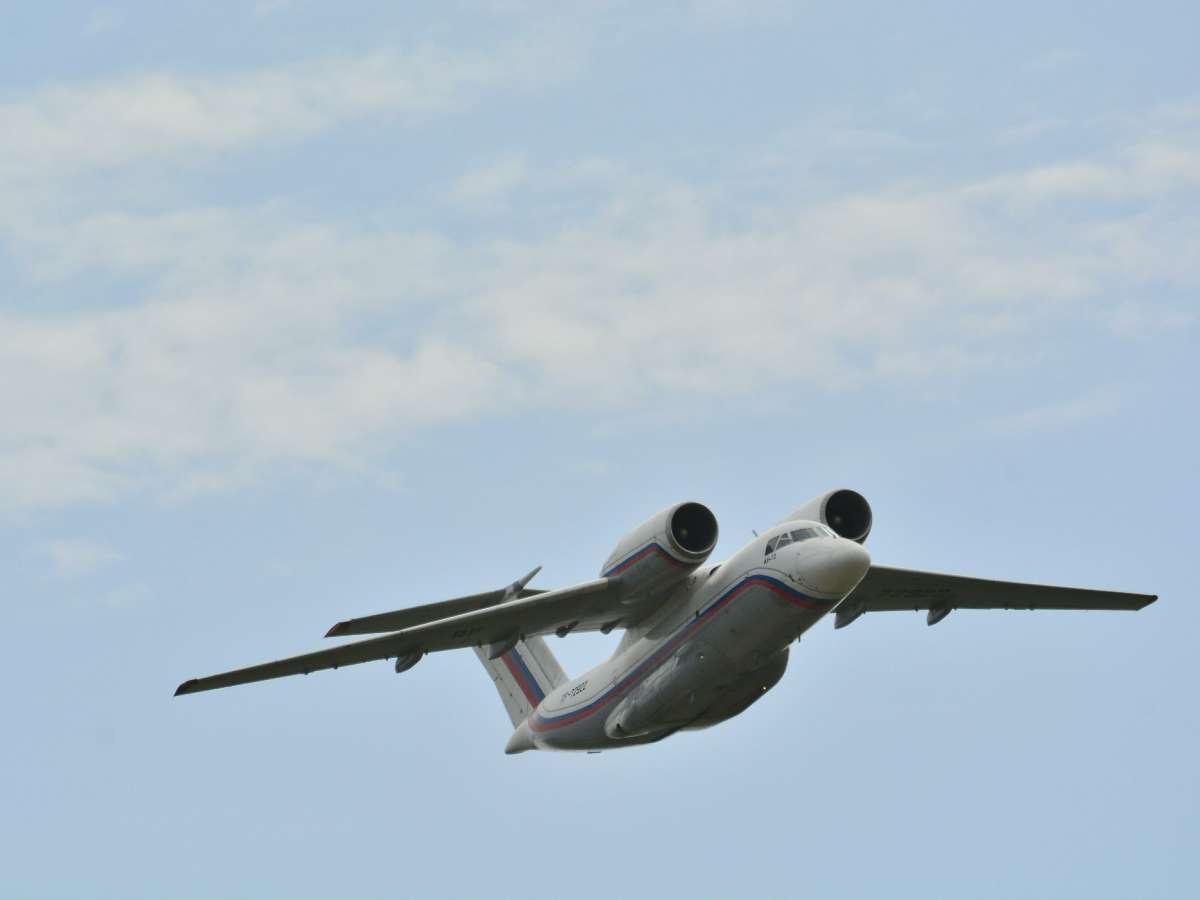 «Старых самолетов не бывает»: почему в Амурской области потерпел крушение пассажирский лайнер АН-24