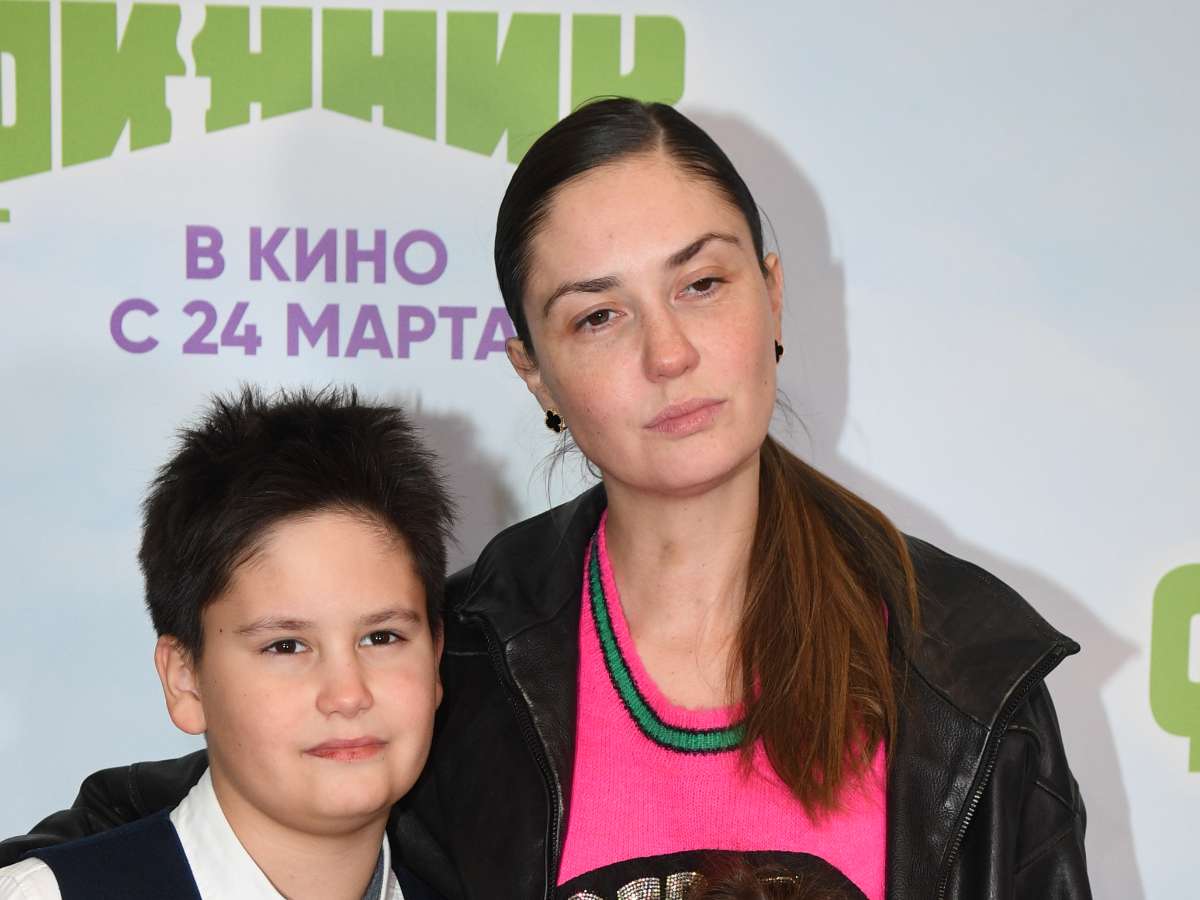 Суд оставил сына Агаты Муцениеце и Павла Прилучного с мамой: подробности