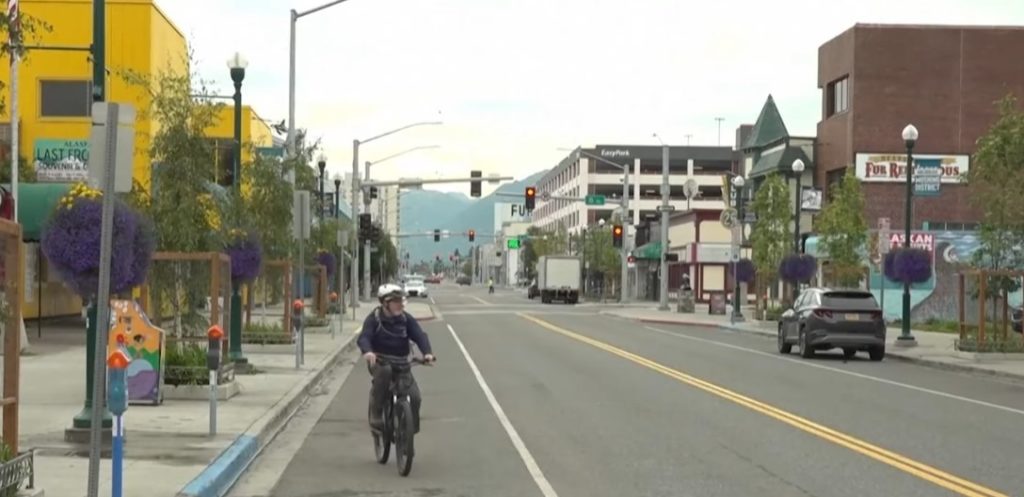 Аляска в преддверии встречи Путина и Трампа: что происходит в Анкоридже и за его пределами