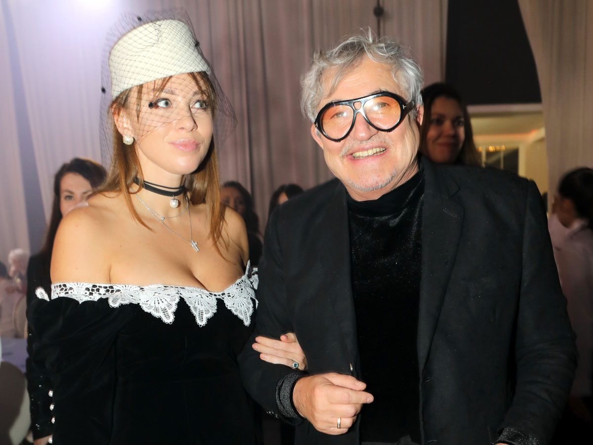 Хочет отобрать деньги, жилье и троих детей: обманутый Дибров объявил войну жене