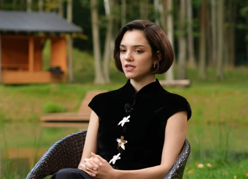 «И здоровье поправила, и красоту навела»: Евгения Медведева рассказала о пластике