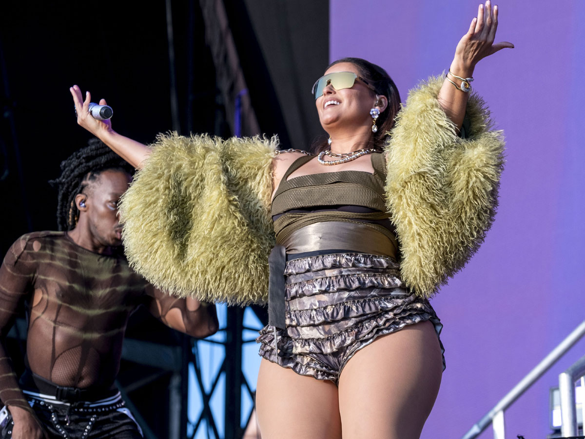 Компьютерлік ойындардың жалаңаш сексуалды кейіпкерлері