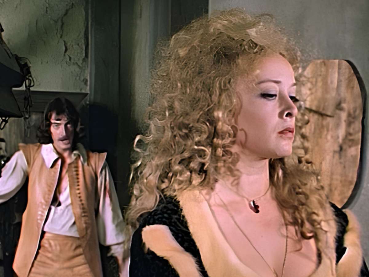 «Она стала таким прекрасным ребеночком»: дочь рассказала о нынешнем состоянии страдающей от Альцгеймера Тереховой