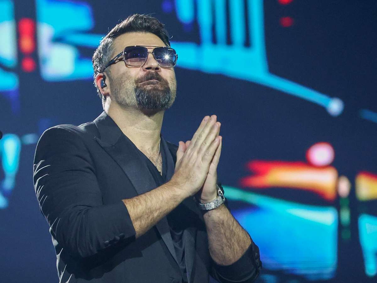 Пережало спинной мозг, началась атрофия нервов: что происходит с экстренно прооперированным Алексеем Чумаковым