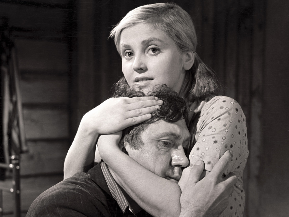 Променяла Никулина на алкоголика, смерть которого так и не смогла пережить: почему сдалась красавица Инна Гулая