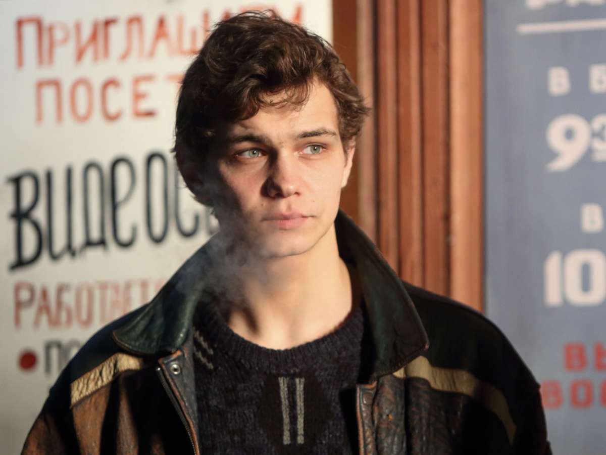 «Раньше они были не разлей вода!»: подробности расставания звезды «Слова пацана» Славы Копейкина с Яной Енжаевой