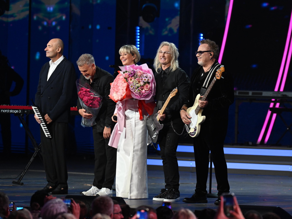 Босоногий мальчик» и «русская Бритни Спирс»: названы самые высокооплачиваемые российские артисты