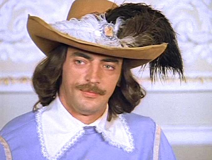 «Чуть не дошел до мозга»: как Борис Клюев едва не убил Михаила Боярского на съемках фильма «Д’Артаньян и три мушкетера»