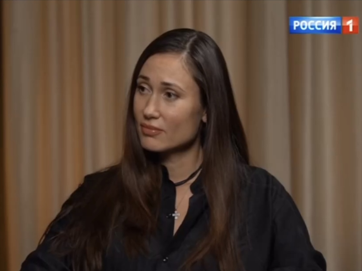 Елена Товстик