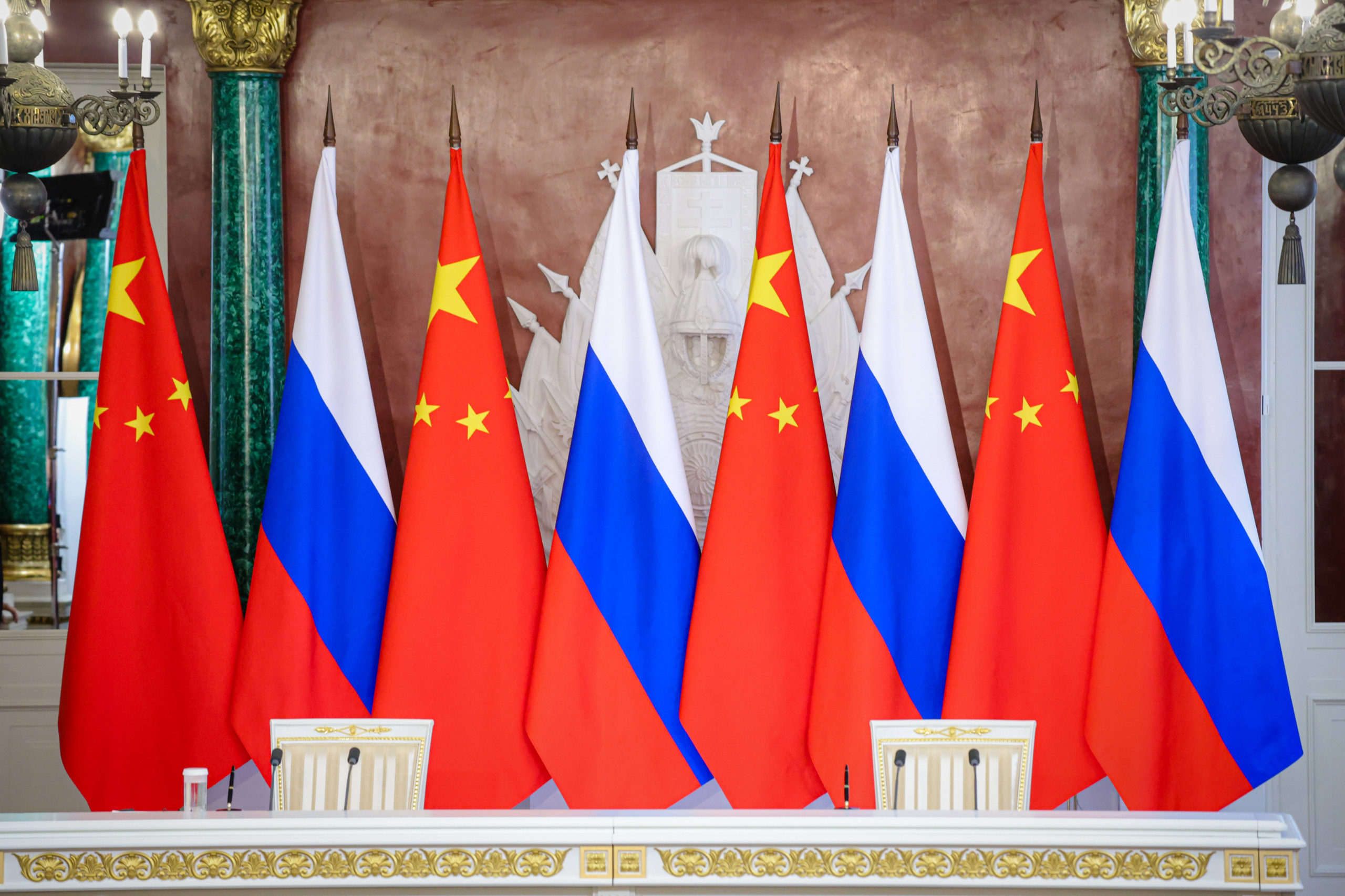 Китайский вместо английского: российская молодежь меняет приоритеты