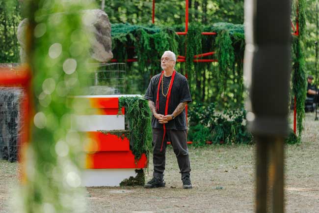 Новый сезон «Выживалити» — «самый чудовищный и тяжелый»: Вадим Демчог рассказал о сне по 3 часа и эмоциональных срывах