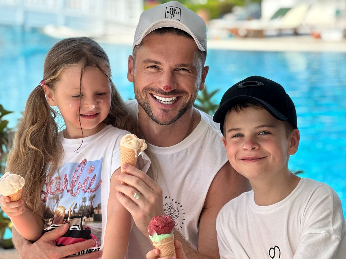 Сергей Лазарев с детьми Аней и Никитой