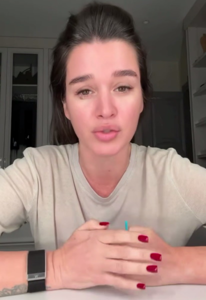  «Зачем мне ваши деньги?»: повторившая судьбу Самойловой Бородина взвыла от беспомощности