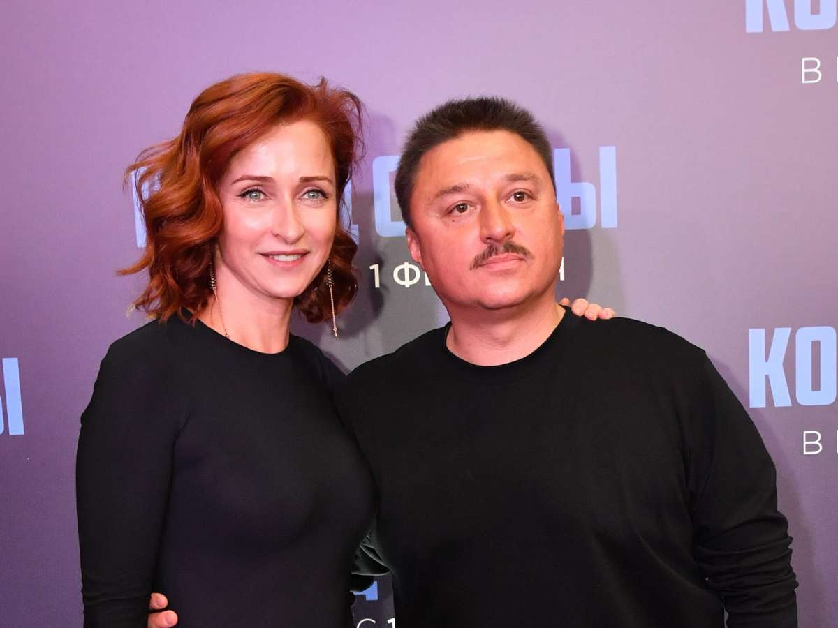 «Целуемся рот в рот»: Максим Лагашкин раскрыл секрет счастливого брака с актрисой Екатериной Стуловой